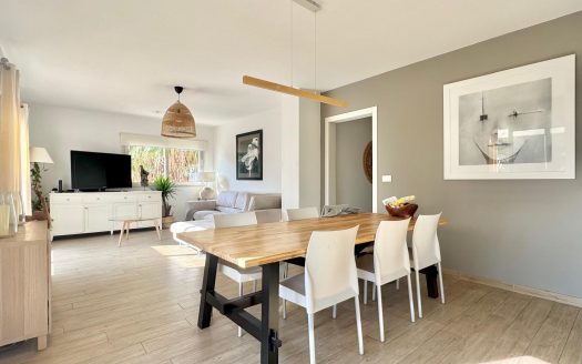 Appartement 3 pièces à 100m de la mer